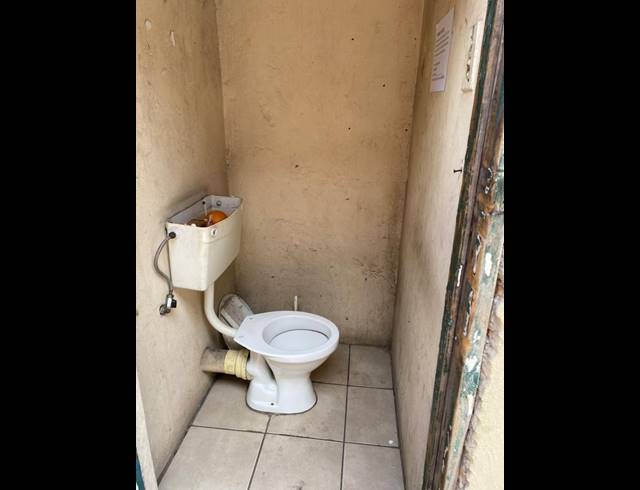 20 BEDROOM HOUSE FOR SALE IN VEREENIGING CENTRAL